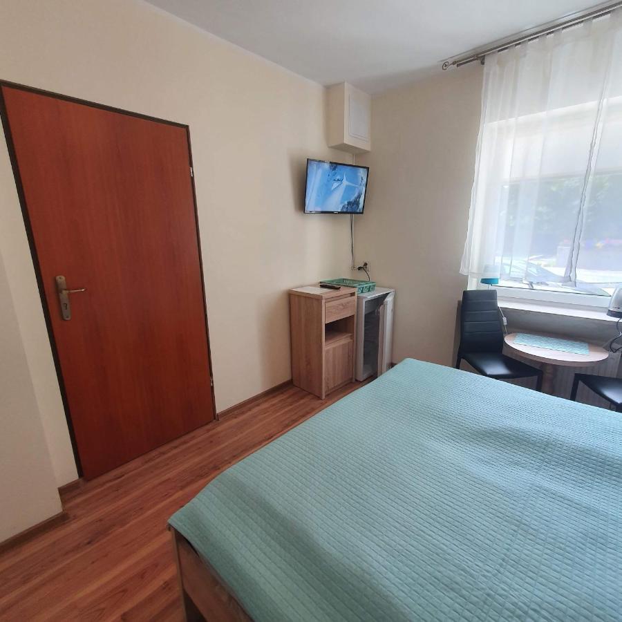 Pod Lipami Hotel Puck Ngoại thất bức ảnh